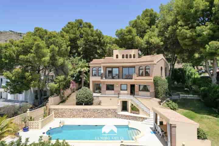 House for sale in Las Palomas