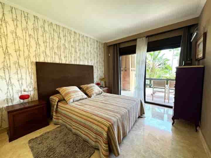 Apartment for sale in Estepona