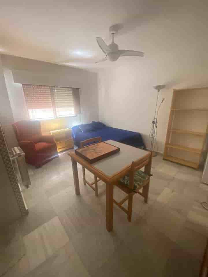 Apartamento para arrendar em Centro-Sagrario