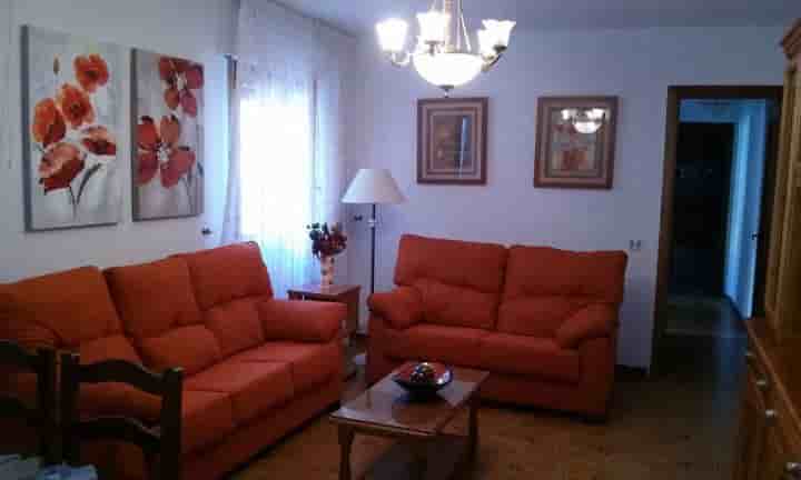 Apartamento para arrendar em Segovia