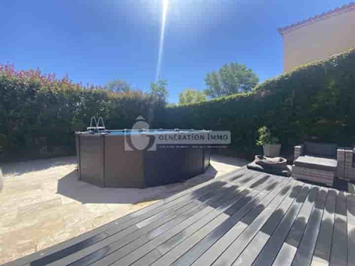 House for sale in Tarascon