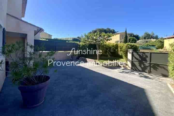 House for sale in Lorgues