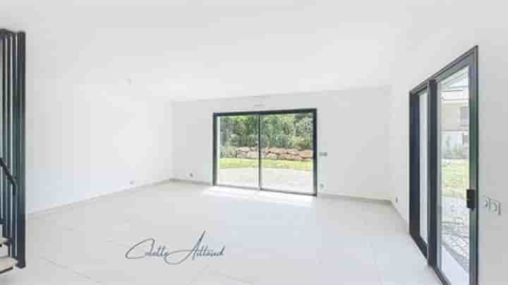 House for sale in Aix-en-Provence