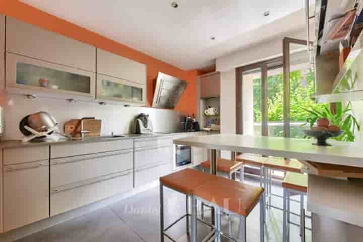 Apartment for sale in Saint-Cloud