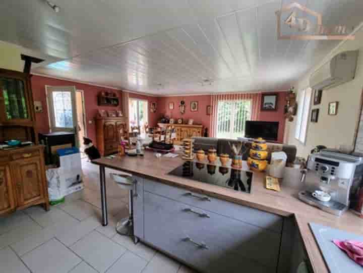 House for sale in Vallon-Pont-dArc