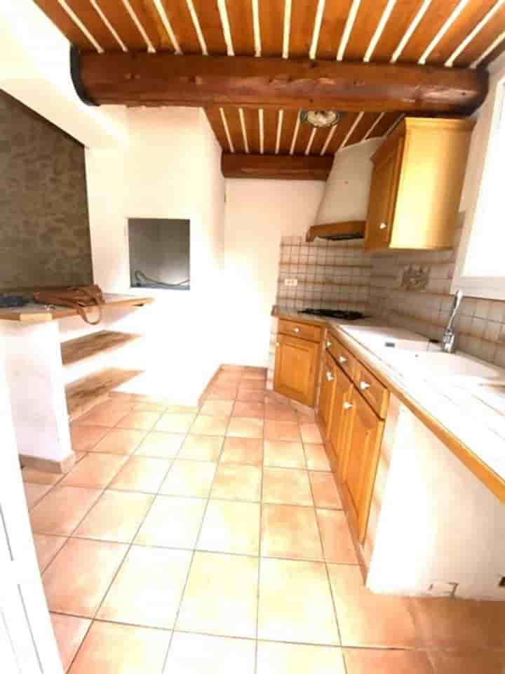 House for sale in Cadenet