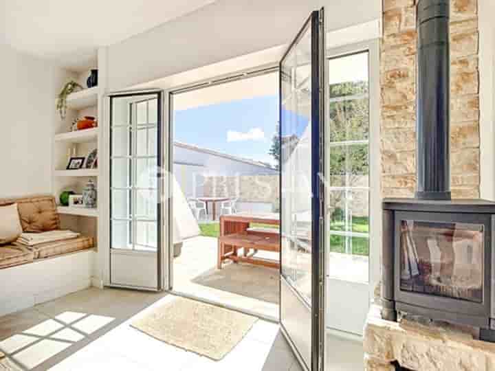 House for sale in Bayonne