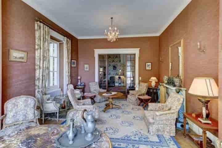 House for sale in Menton