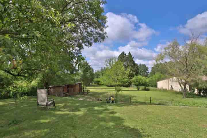 House for sale in Saint-Seurin-sur-lIsle