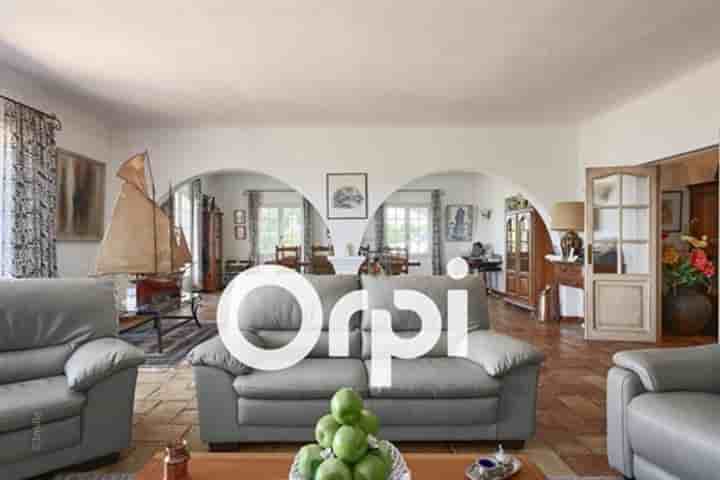 House for sale in Saint-Tropez