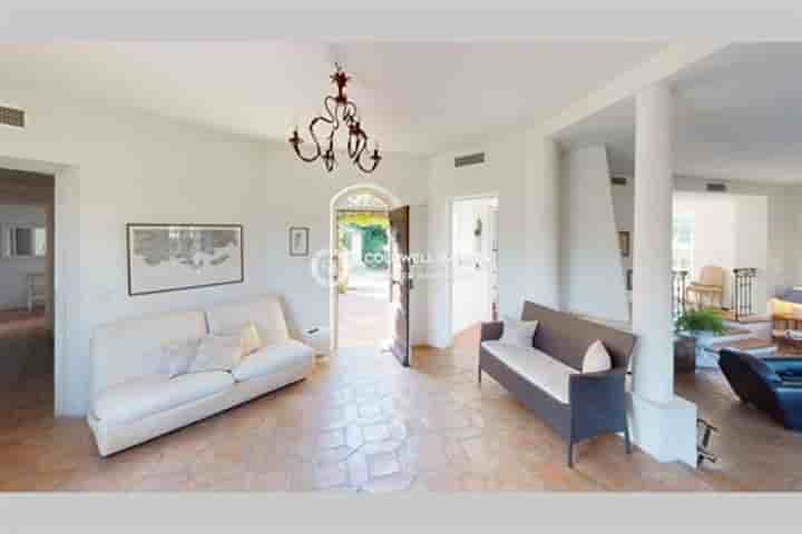 House for sale in Cogolin