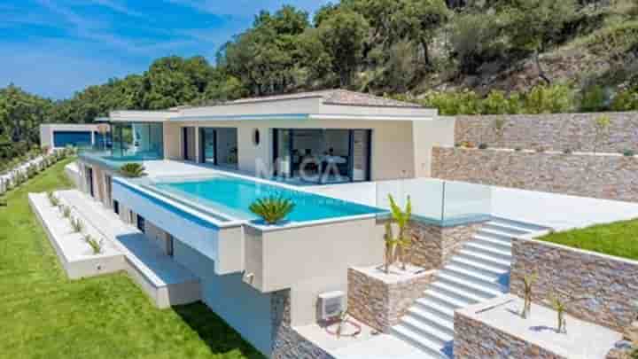 Casa in vendita a Grimaud