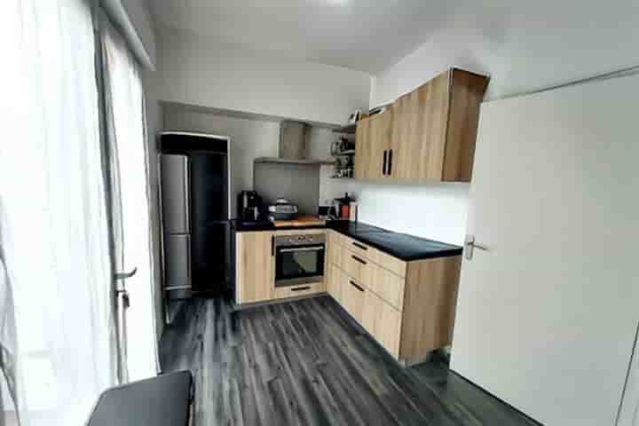 House for sale in Agen