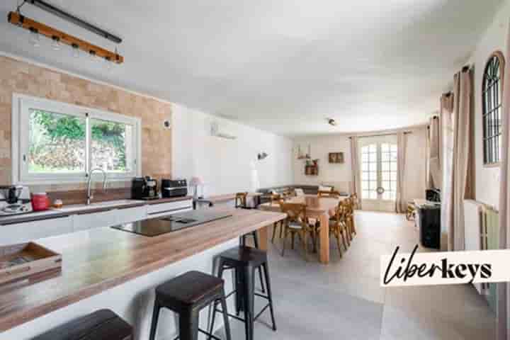 House for sale in Salon-de-Provence