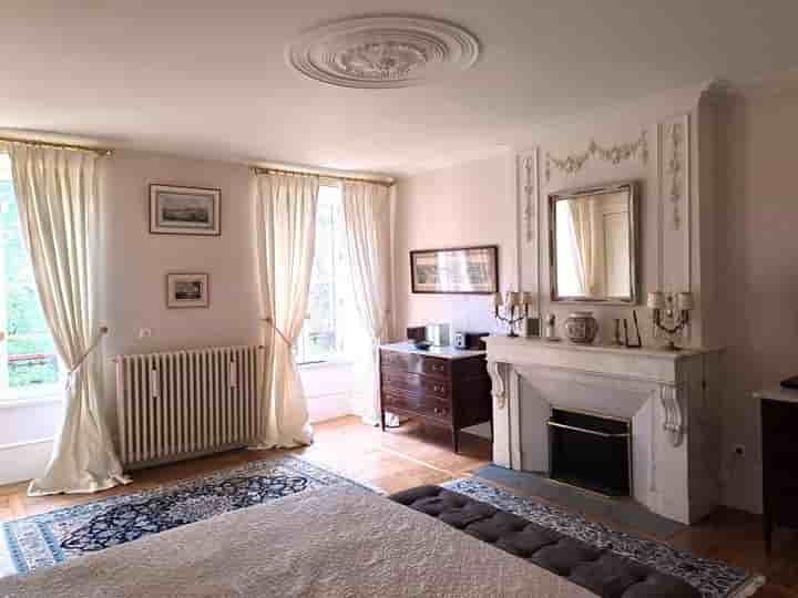 House for sale in Figeac