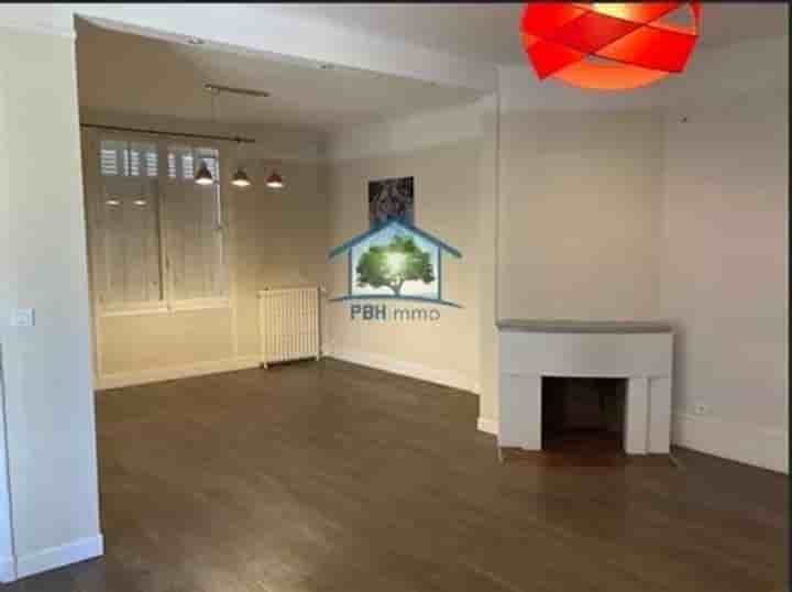 House for sale in Vernon