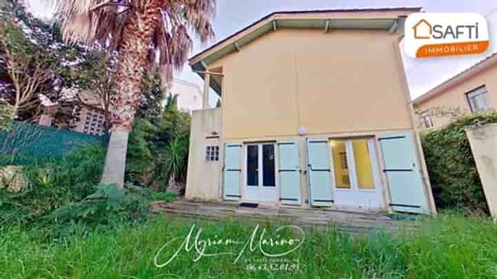 House for sale in Saint-Aygulf