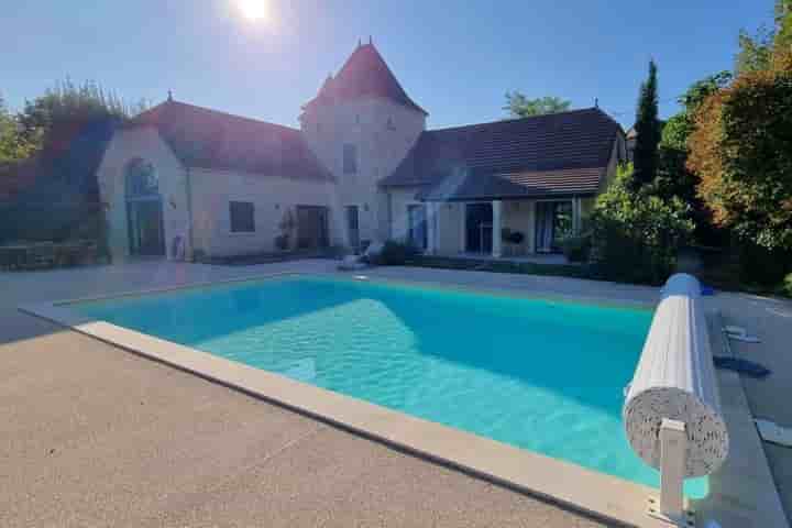 House for sale in 