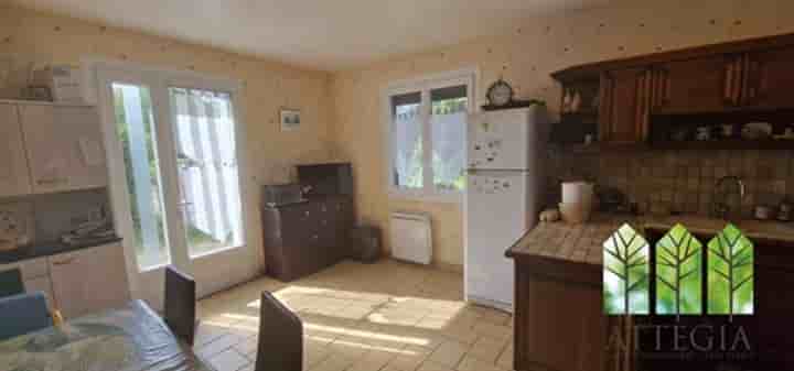 House for sale in Montgivray