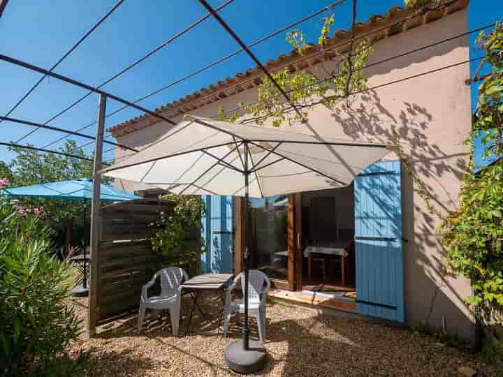 Дом для продажи в Saint-Saturnin-lès-Apt