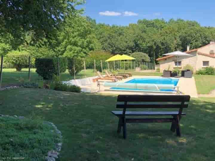 House for sale in Villefagnan