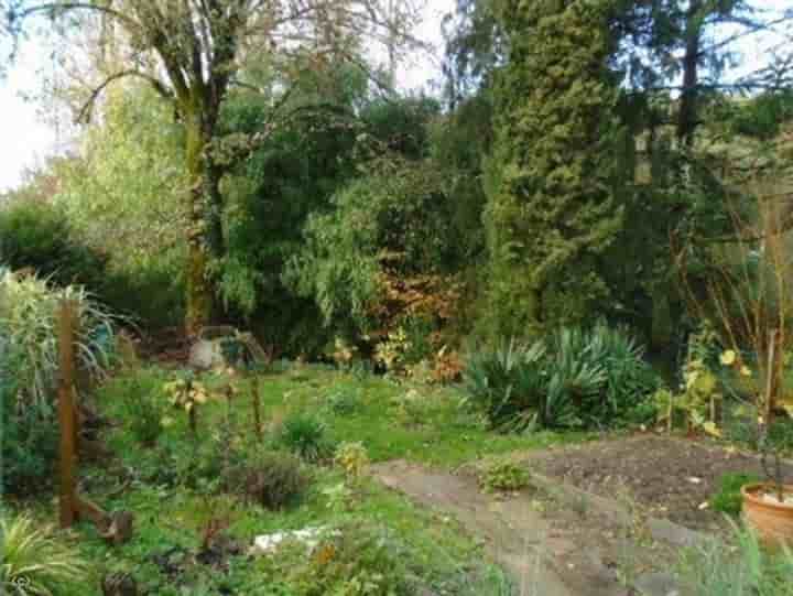 Casa in vendita a Nanteuil-en-Vallée