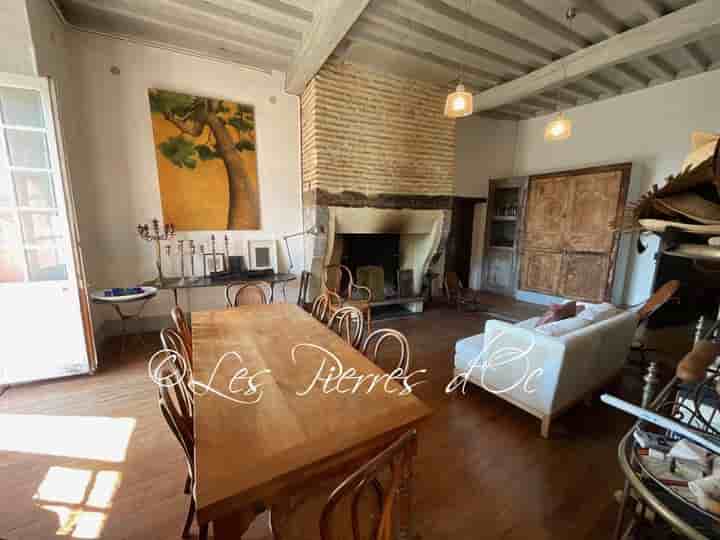 House for sale in Agen