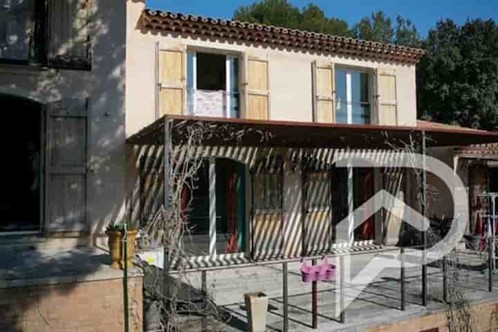 Maison à vendre à Salernes