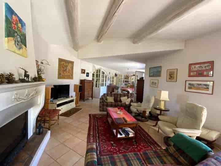 House for sale in Pertuis