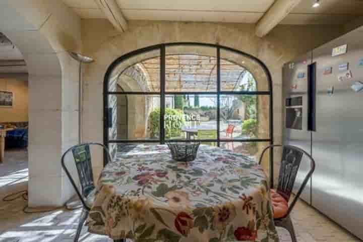 House for sale in Goult