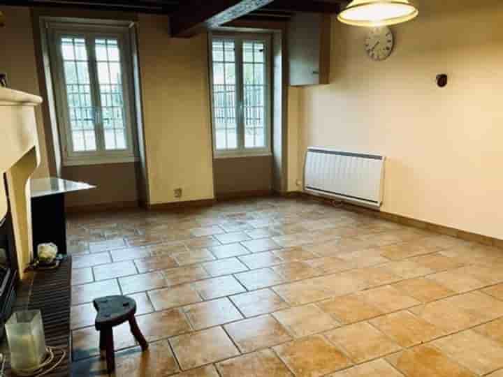 House for sale in Saint-Savinien