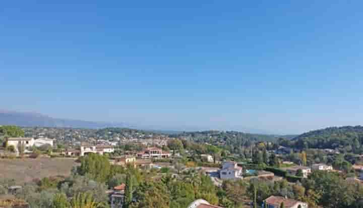 Casa in vendita a Valbonne