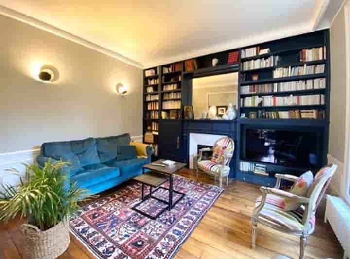 House for sale in Clamart