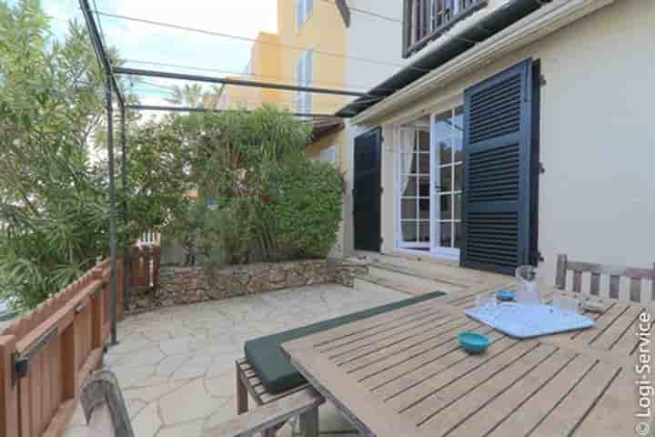 Casa in vendita a Grimaud