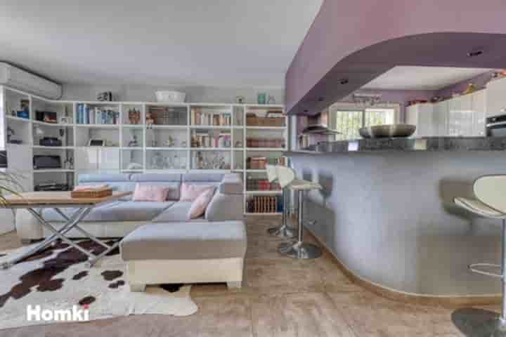 House for sale in Bandol