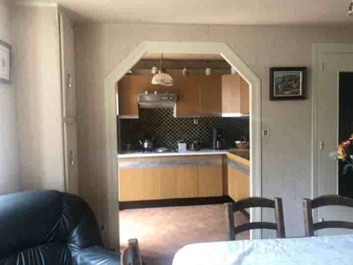 House for sale in Cours-la-Ville