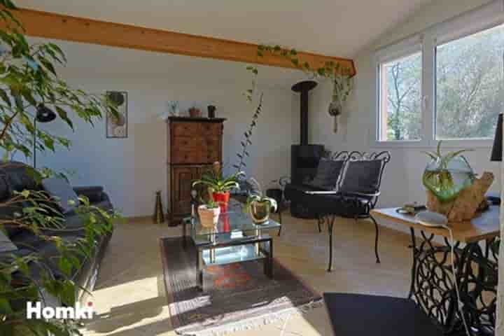 House for sale in Montaut