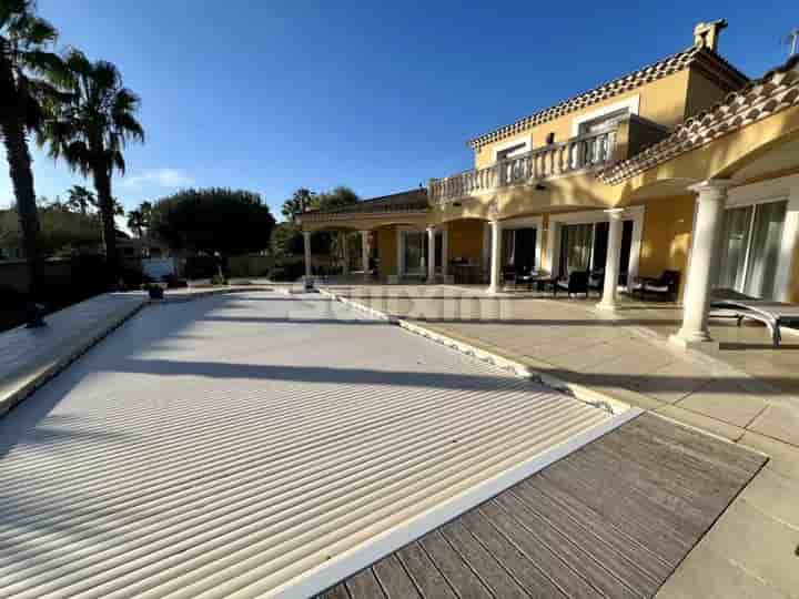 House for sale in 