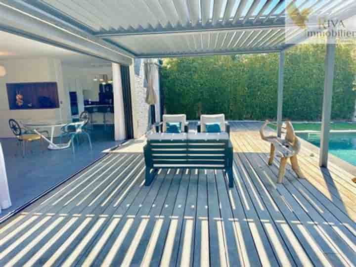 House for sale in Sanary-sur-Mer