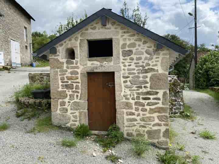 Casa en venta en Peyrat-le-Château