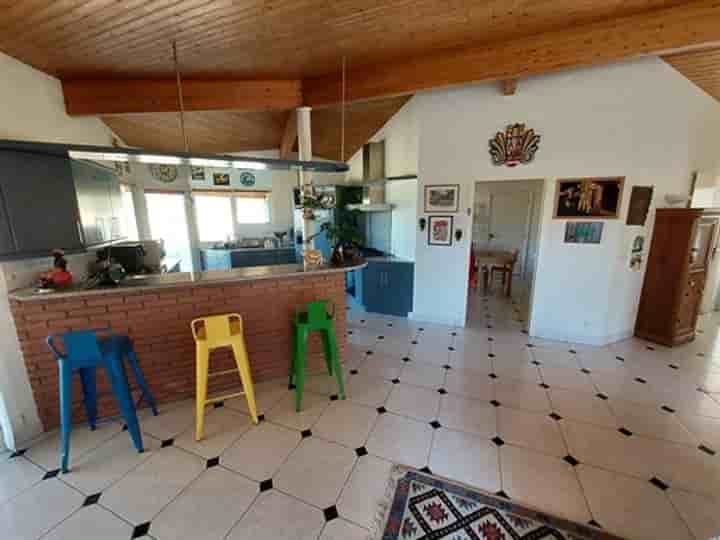 House for sale in Auch