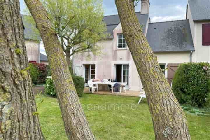 House for sale in Port-en-Bessin-Huppain