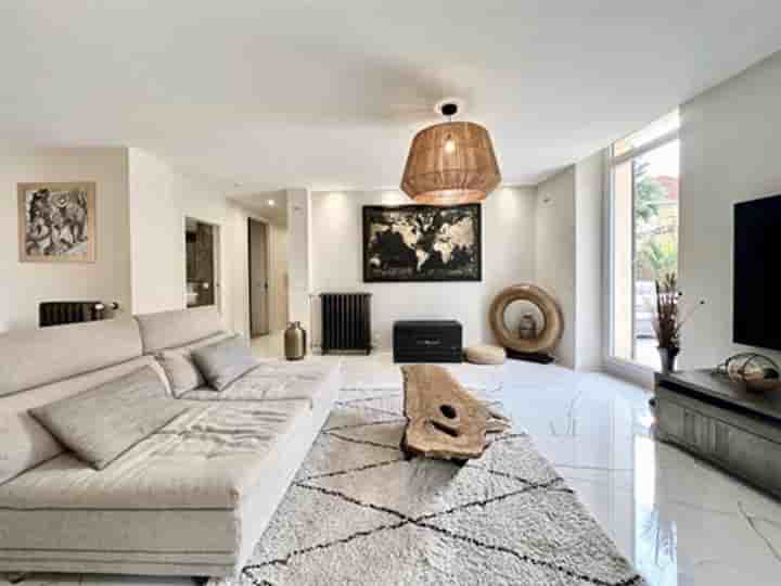 Apartment for sale in Grasse