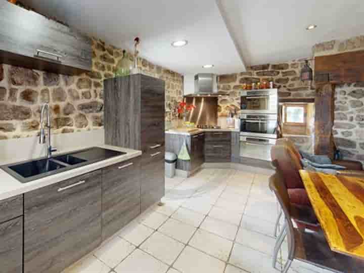 House for sale in Saint-Julien-du-Gua