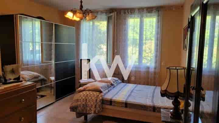 House for sale in Entressen