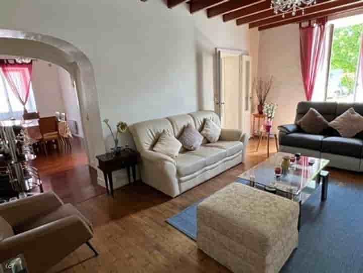 House for sale in Ruffec