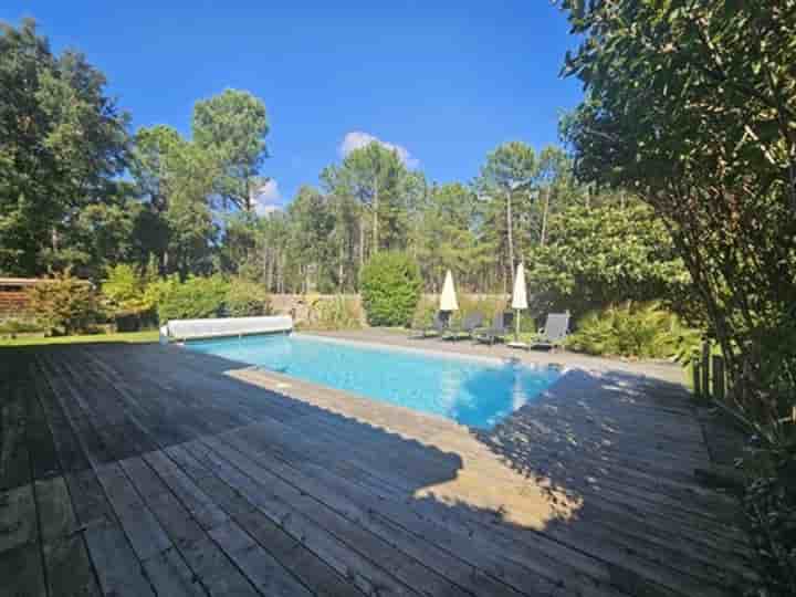 House for sale in Messanges