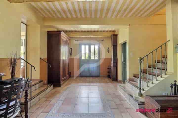 House for sale in Carpentras