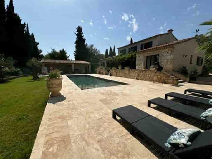 Maison à vendre à Paradou