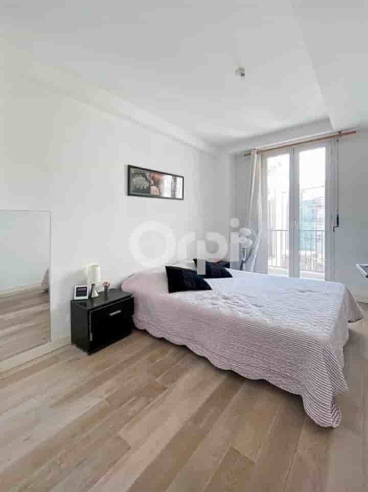 Apartment for sale in Nice